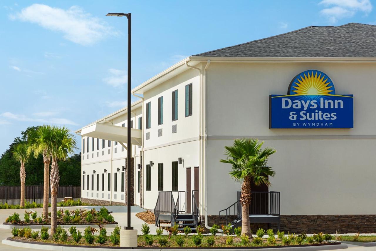 Days Inn & Suites By Wyndham Greater 汤博尔 外观 照片