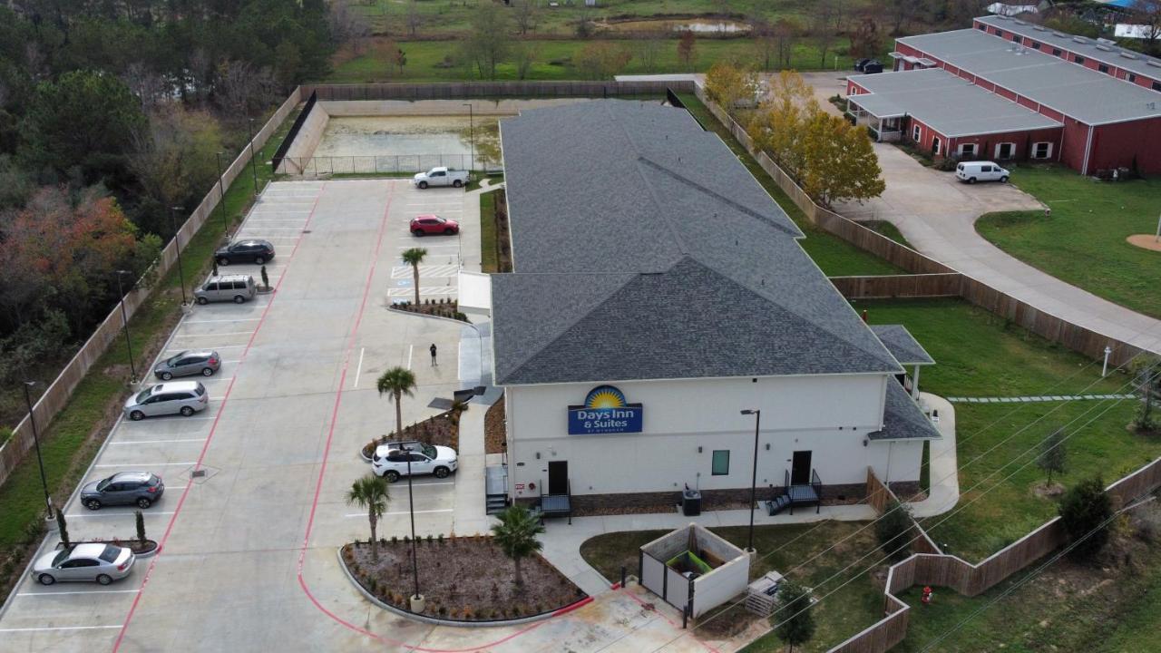 Days Inn & Suites By Wyndham Greater 汤博尔 外观 照片