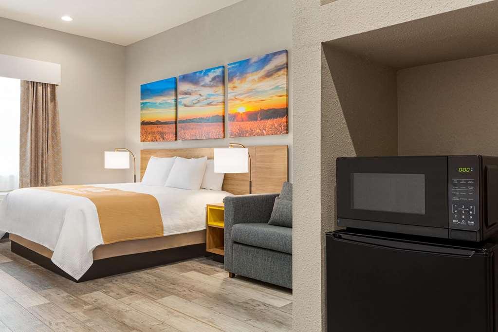 Days Inn & Suites By Wyndham Greater 汤博尔 客房 照片